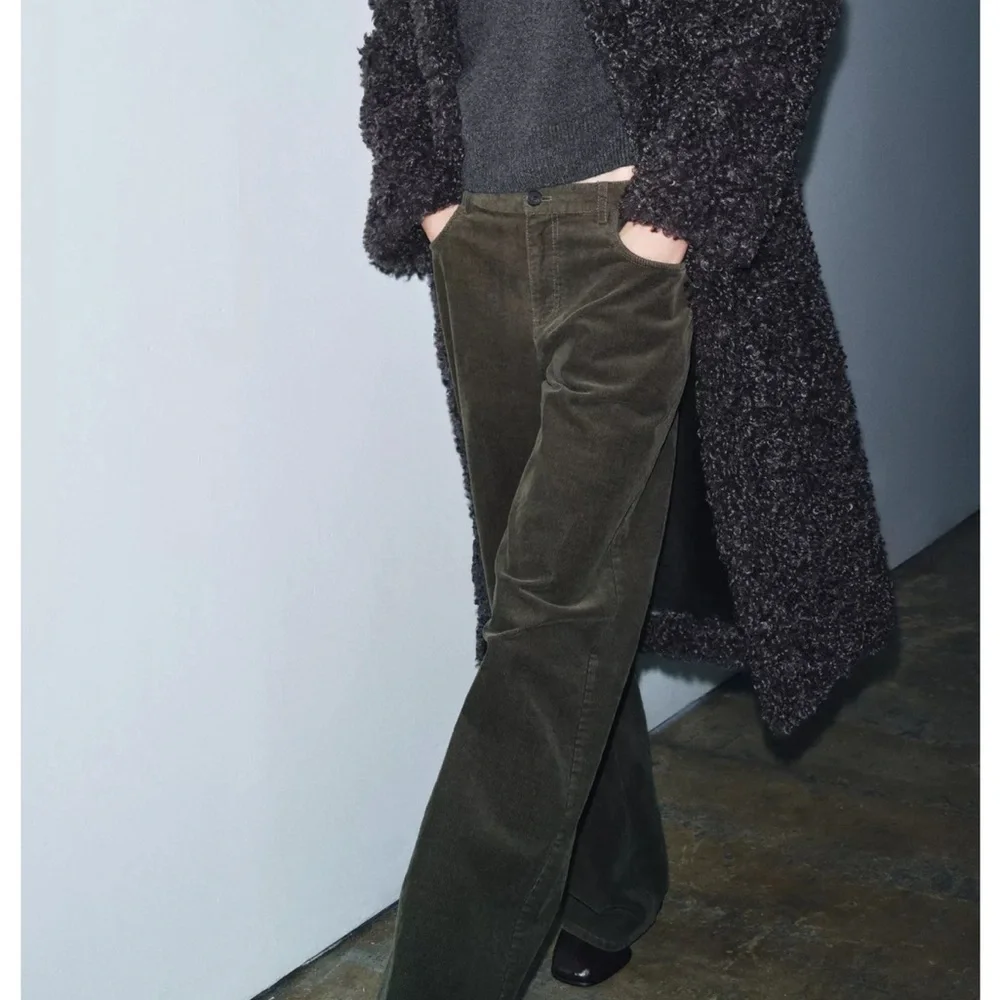 Zara NWT ZW COLLECTION corduroy dark green pants